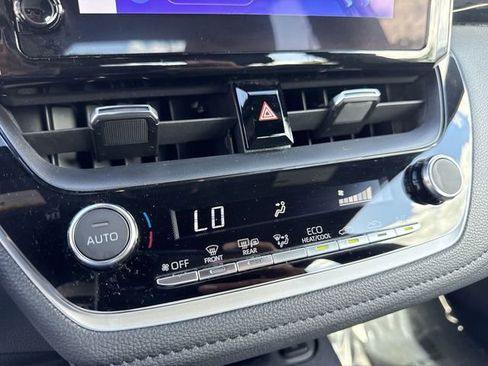Used 2023 Toyota Corolla XSE image 19