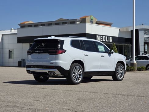 New 2026 GMC Acadia Denali w/ Super Cruise Package image 7