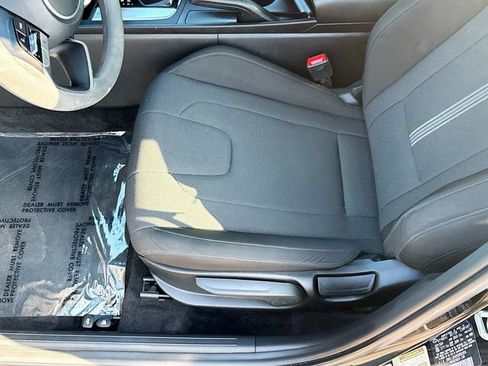Used 2025 Hyundai Elantra SE FWD image 19