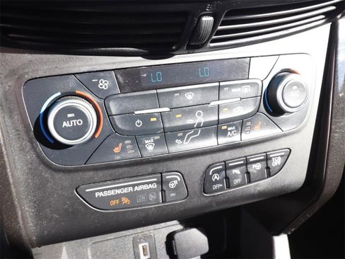 Used 2018 Ford Escape Titanium w/ Ford Safe & Smart Package image 19