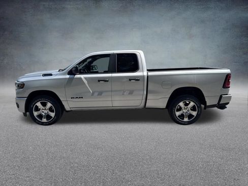 New 2026 RAM 1500 Express AWD/4WD image 4