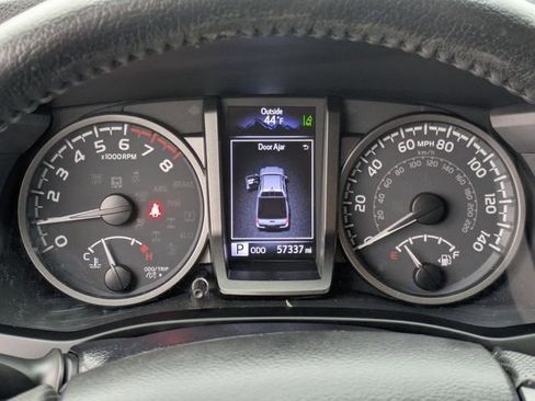 Used 2022 Toyota Tacoma TRD Sport image 20