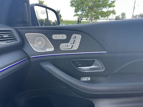 Used 2024 Mercedes-Benz GLE 450 4MATIC image 7