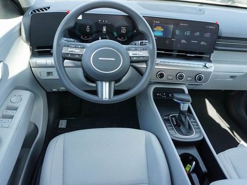 New 2026 Hyundai Kona SE FWD image 14