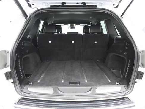 Used 2017 Jeep Grand Cherokee Limited image 36
