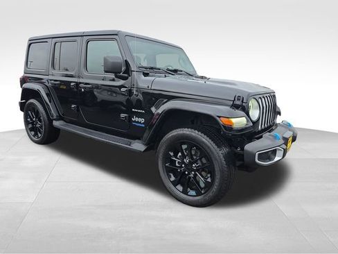 Used 2022 Jeep Wrangler Unlimited Sahara w/ Cold Weather Group image 1