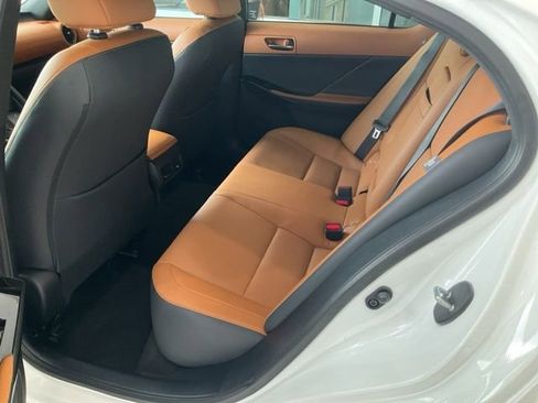 Used 2025 Lexus IS 350 F Sport RWD image 20