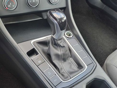 Used 2024 Volkswagen Jetta S FWD image 27
