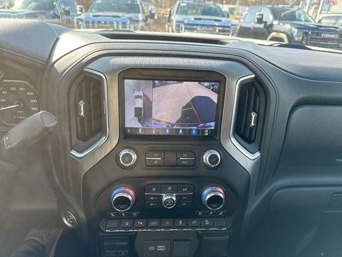 Certified 2020 GMC Sierra 2500 Denali w/ Denali Ultimate Package image 22