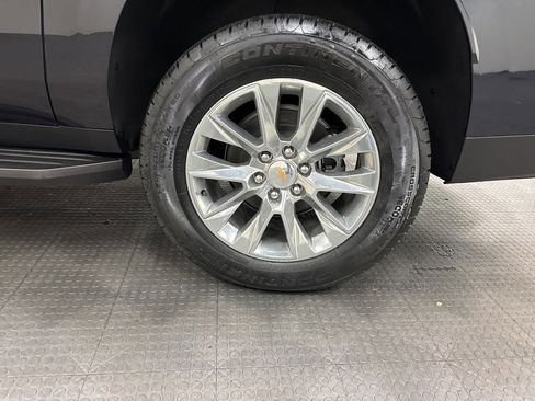 New 2026 Chevrolet Suburban Premier image 10