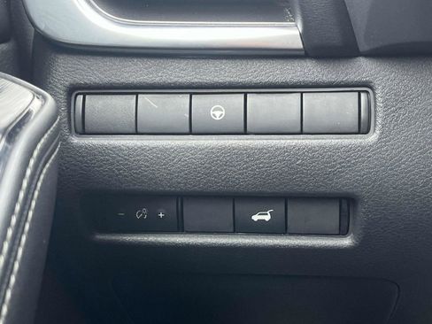 Certified 2023 Nissan Rogue SV w/ SV Premium Package image 30