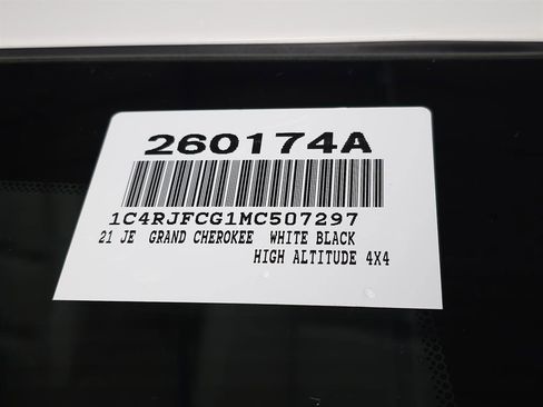 Used 2021 Jeep Grand Cherokee High Altitude image 32