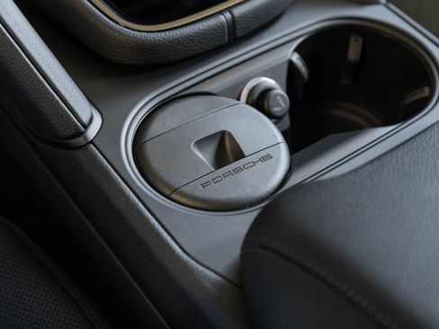 Certified 2026 Porsche Cayenne Coupe image 28