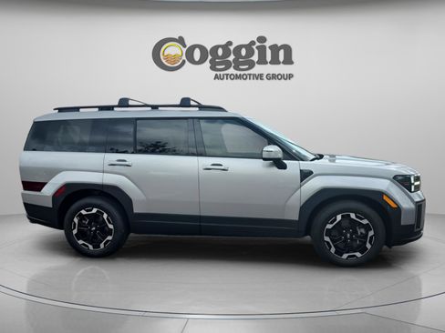 Certified 2025 Hyundai Santa Fe SEL image 6