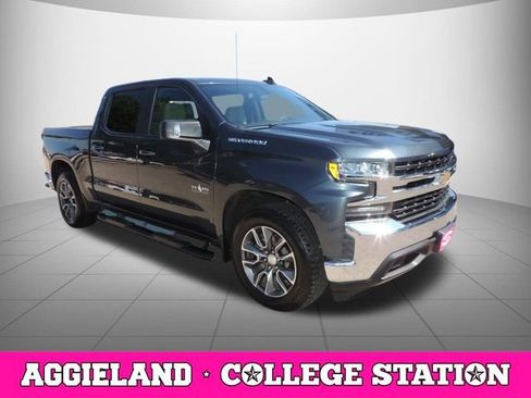 Used 2020 Chevrolet Silverado 1500 LT w/ Texas Edition RWD image 3