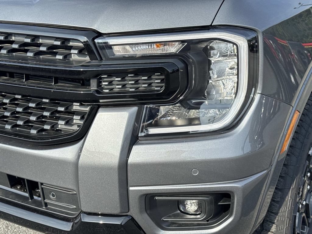 New 2026 Ford Ranger Lariat w/ FX4 Off-Road Package AWD/4WD image 9