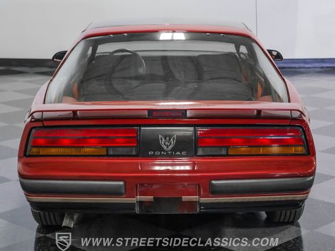 Used 1987 Pontiac Firebird Coupe image 31