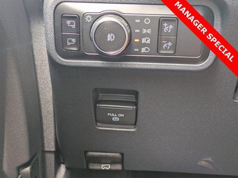 New 2025 Ford Bronco Badlands image 16