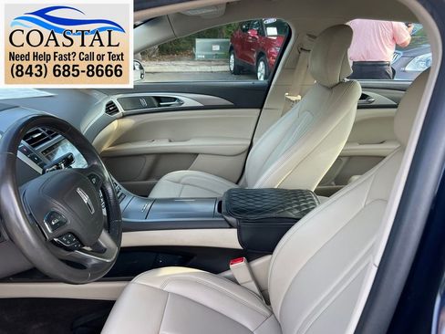 Used 2017 Lincoln MKZ Premiere FWD image 11