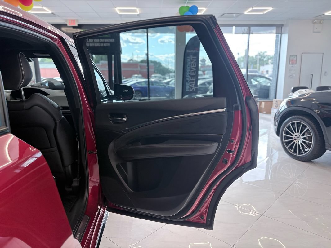 Used 2019 Acura MDX w/ Technology Package AWD/4WD image 39
