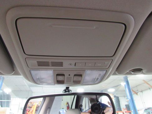 Used 2016 Honda Pilot EX-L image 21