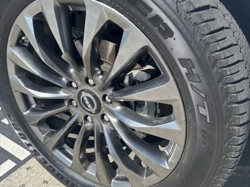 Used 2023 Nissan Armada Platinum w/ Captain's Chairs Package image 13