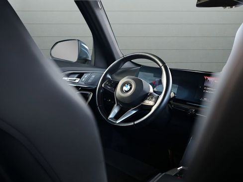 Used 2023 BMW X1 xDrive28i w/ Convenience Package AWD/4WD image 40