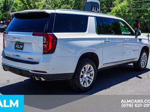 Used 2025 GMC Yukon XL Denali AWD/4WD image 5
