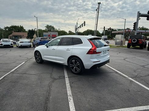 Used 2018 Volvo XC60 T5 Momentum w/ Convenience Package AWD/4WD image 10