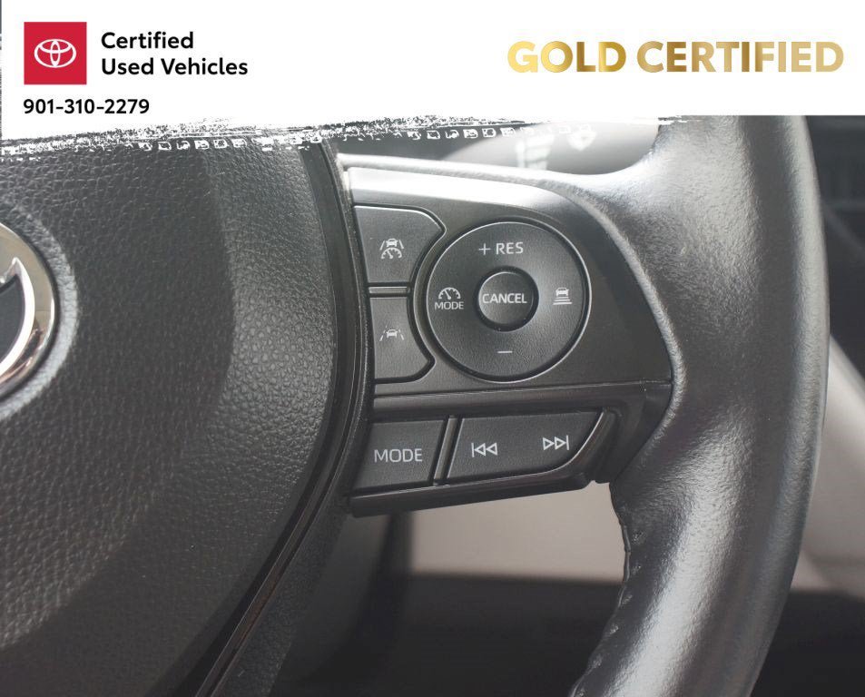 Used 2024 Toyota Corolla LE w/ LE Premium Package FWD image 10