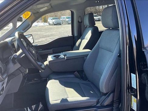 Used 2025 Ford F150 XLT w/ Equipment Group 301A Standard image 25
