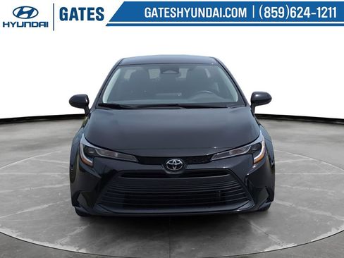 Used 2024 Toyota Corolla LE FWD image 2