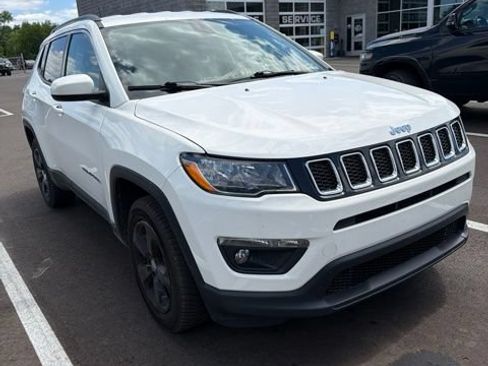 Certified 2020 Jeep Compass Latitude w/ Cold Weather Group AWD/4WD image 2