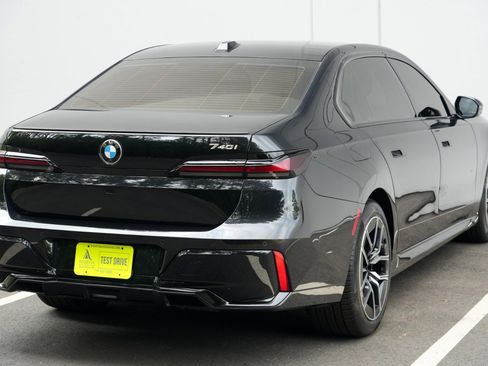 Used 2023 BMW 740i RWD image 56