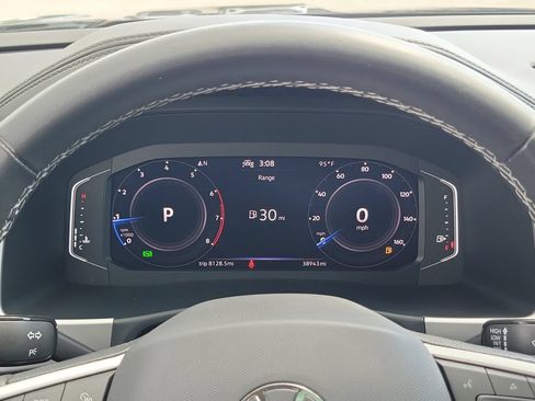 Certified 2023 Volkswagen Atlas SE w/ Panoramic Sunroof Package FWD image 30