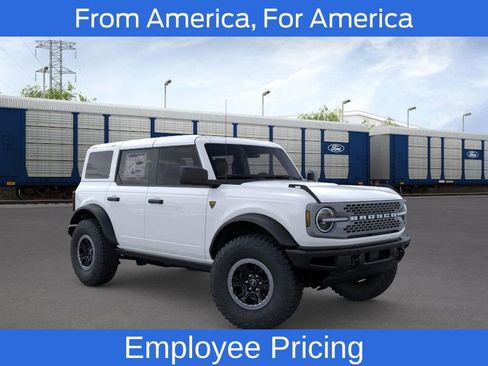 New 2026 Ford Bronco Badlands AWD/4WD image 1