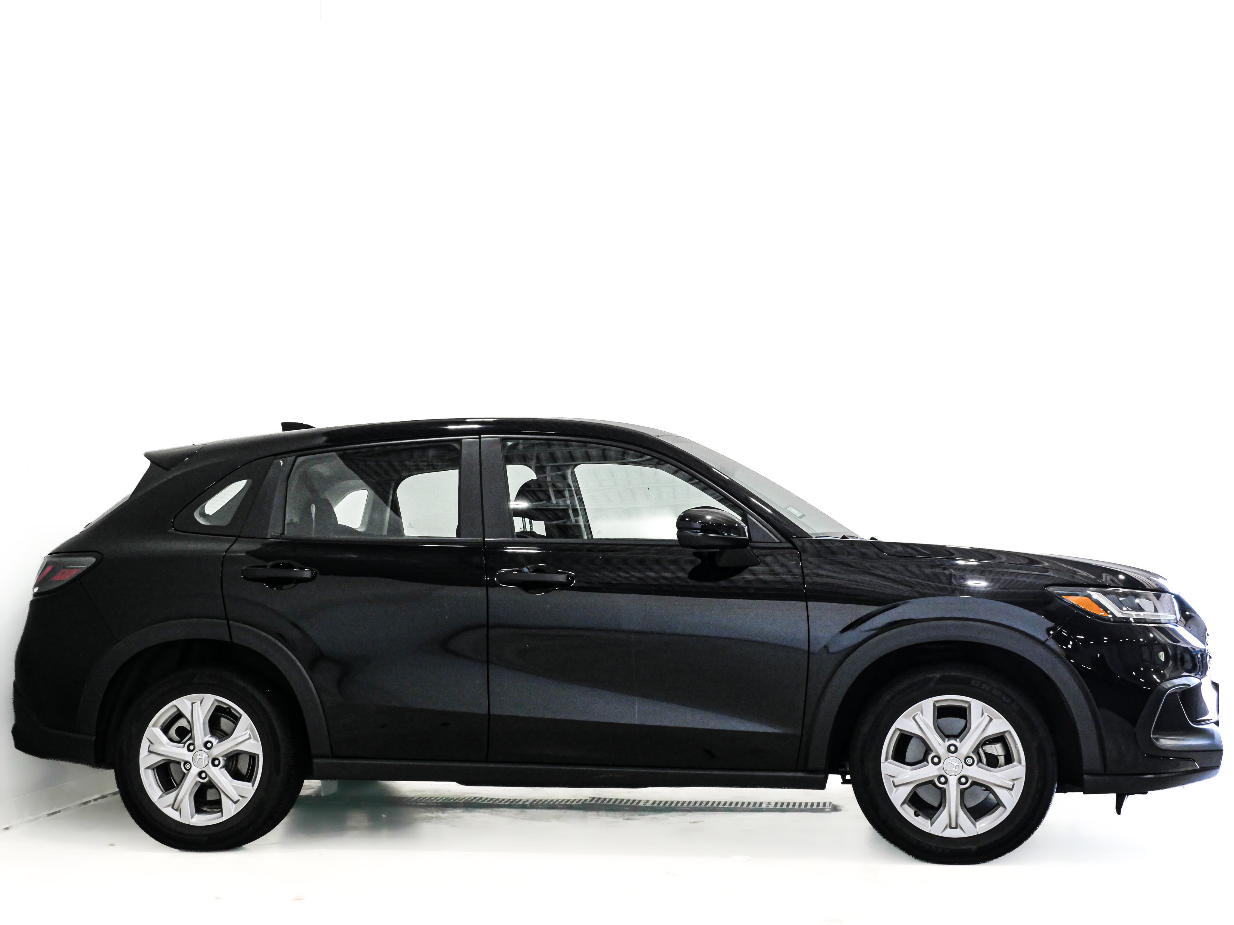 Used 2024 Honda HR-V LX image 4