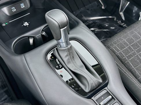 Used 2026 Honda HR-V LX image 16