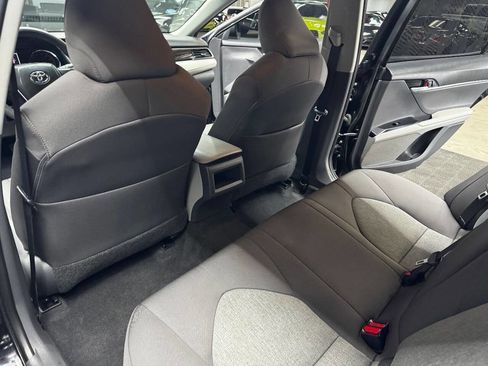 Used 2019 Toyota Camry LE w/ Carpet Mat Package image 44
