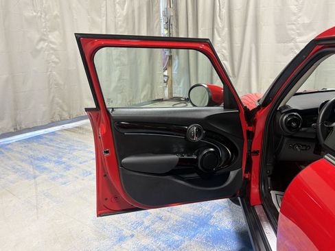 Used 2024 MINI Cooper S FWD image 23