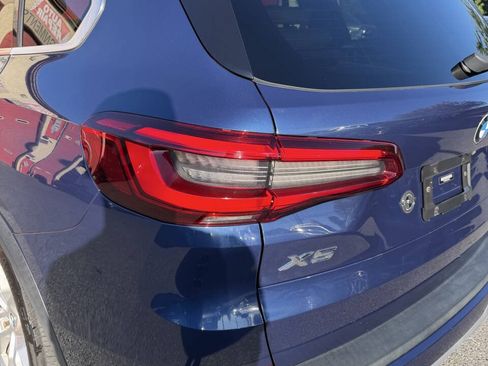 Used 2019 BMW X5 xDrive40i w/ Premium Package 2 AWD/4WD image 13
