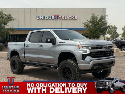 Used 2024 Chevrolet Silverado 1500 RST AWD/4WD image 3