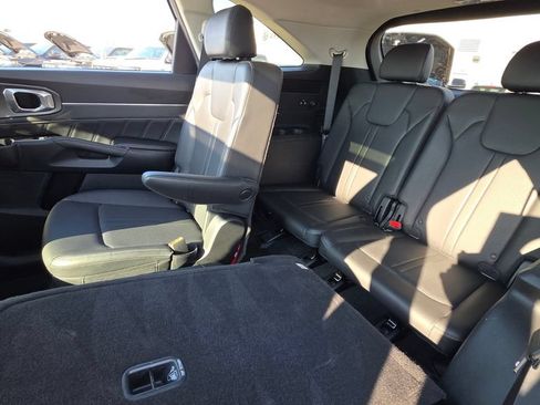 Used 2023 Kia Sorento SX AWD/4WD image 21