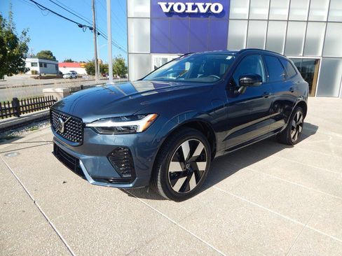 Certified 2025 Volvo XC60 T8 Plus w/ Protection Package Premier image 1