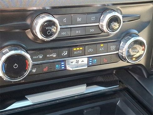 Certified 2024 Ford F250 Platinum image 14