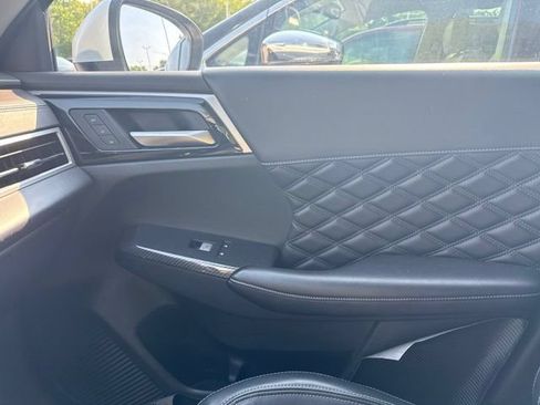 Used 2024 Mitsubishi Outlander SEL AWD/4WD image 21