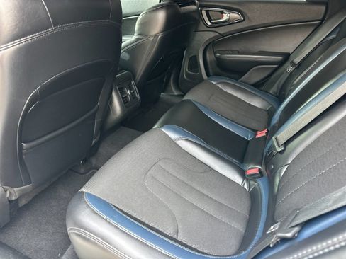 Used 2015 Chrysler 200 S w/ Sun/Sound Group FWD image 11