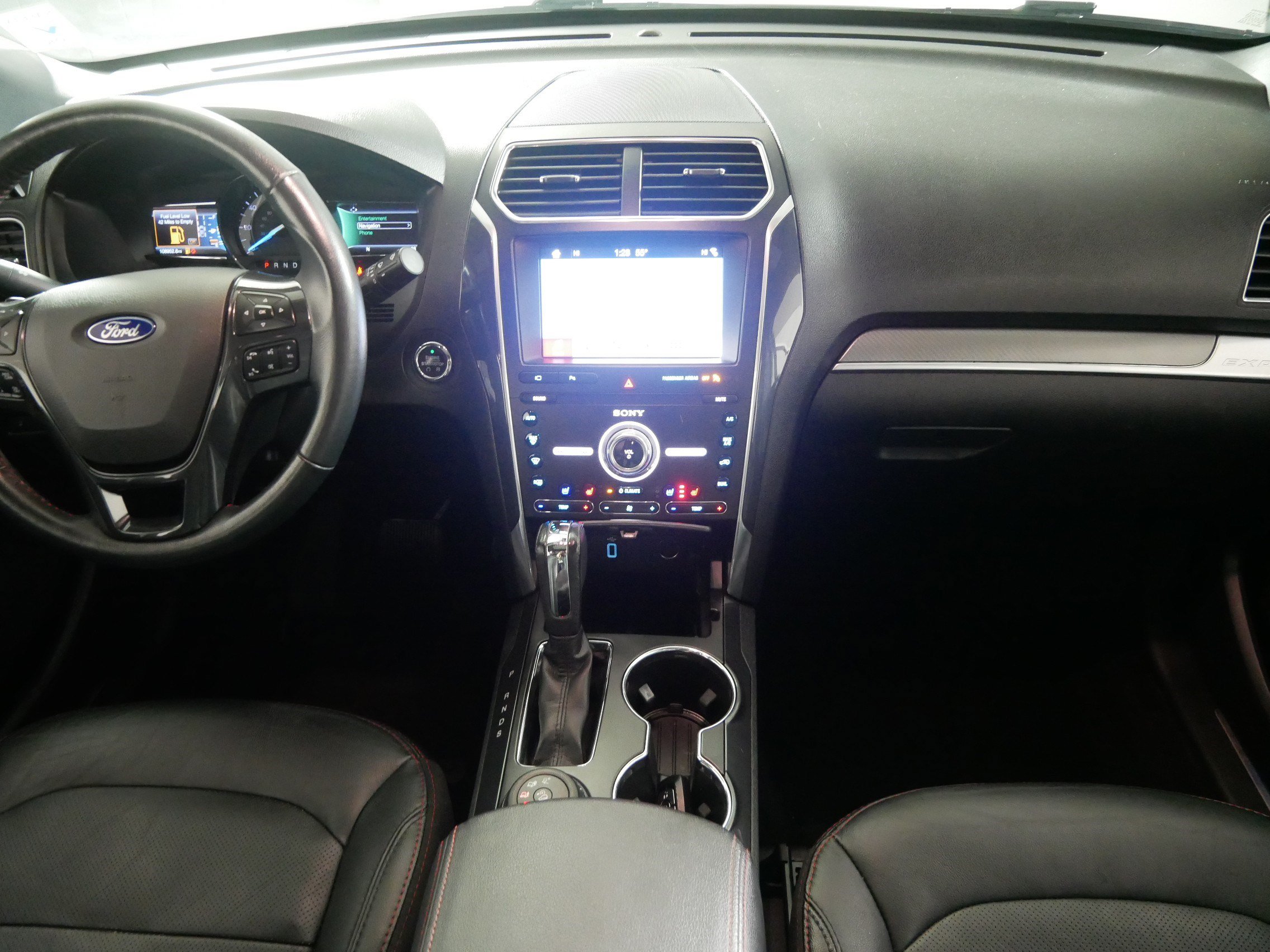 Used 2019 Ford Explorer Sport w/ Equipment Group 401A AWD/4WD image 10