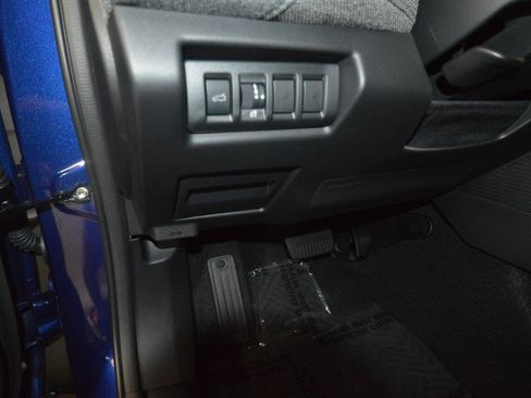 Used 2026 Subaru Outback Premium w/ Premium/Limited Package 2 AWD/4WD image 34