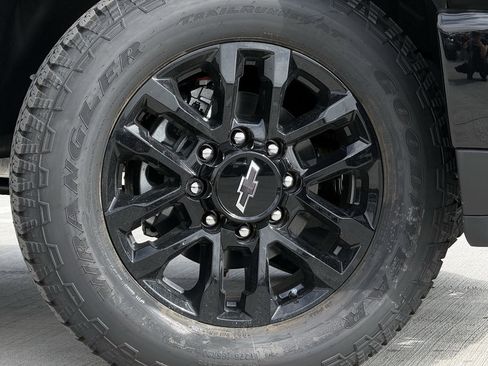 New 2026 Chevrolet Silverado 2500 LTZ image 8